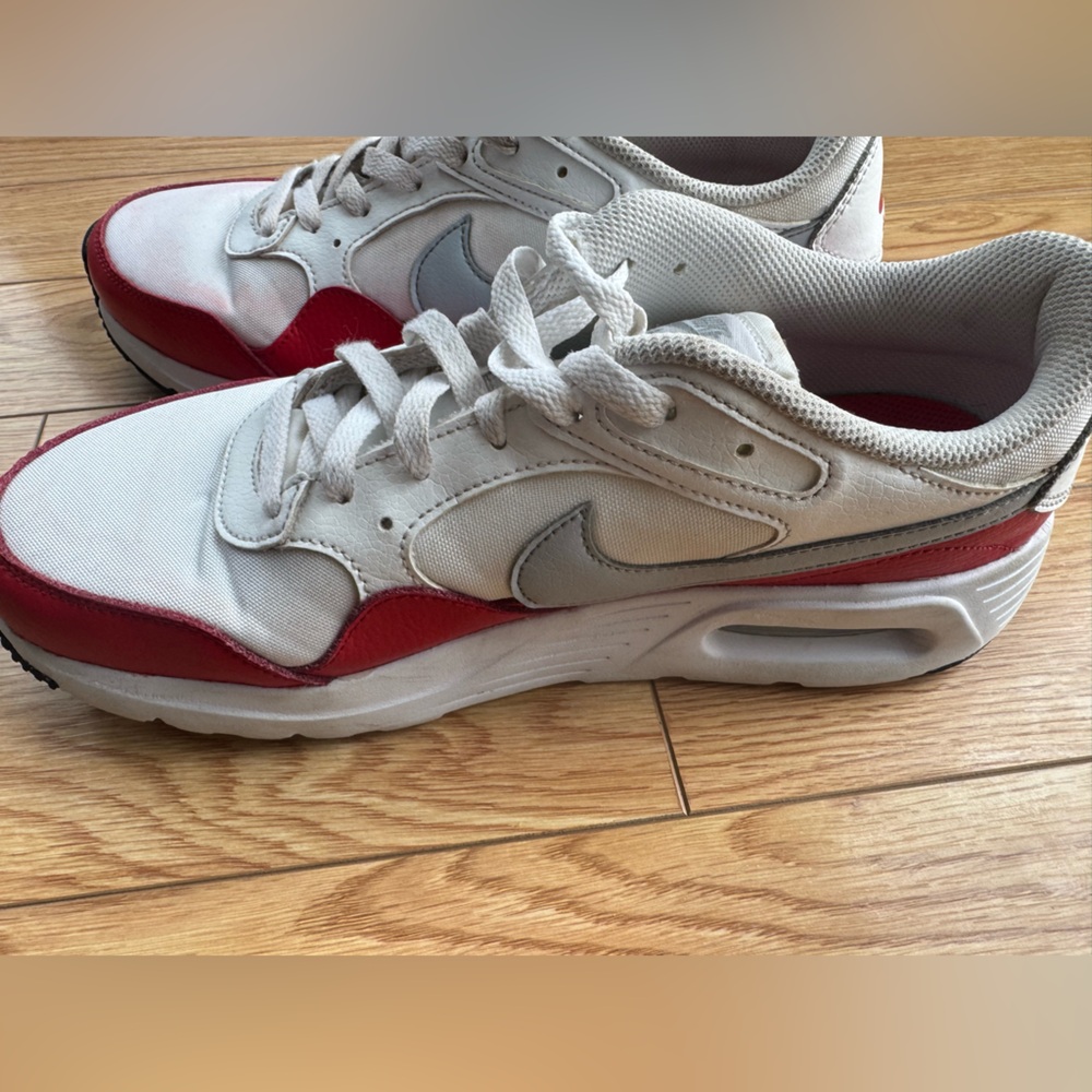Nike Air Men’s Sneakers – White & Red – Size 9 - Picture 6 of 12
